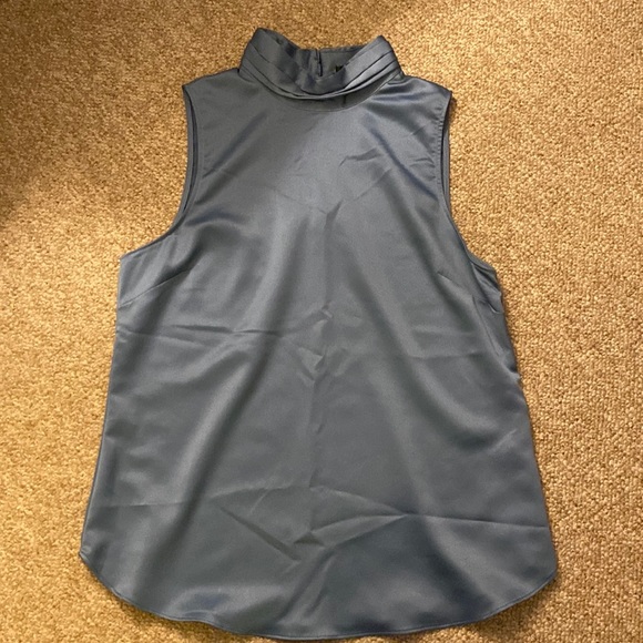 Dynamite Blouse - Picture 1 of 2